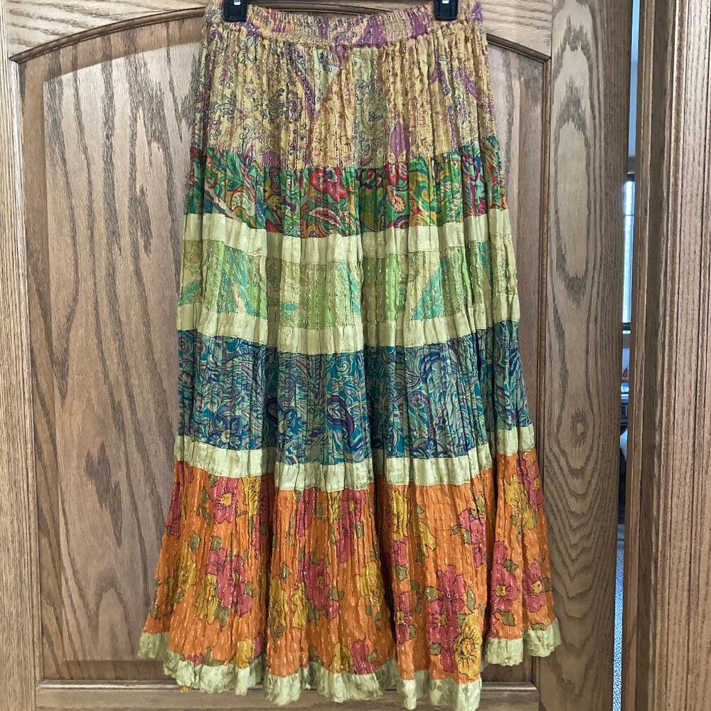 Crinkle Skirt, Long Multi-Color dominant shades Orange & Green. Anu size M, Line